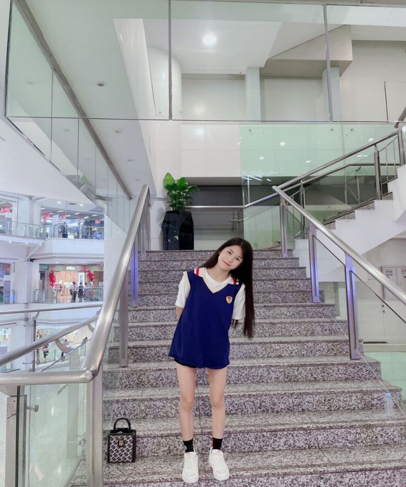 姑父有力挺送小芳的背景故事,韩剧网热门电视剧大全